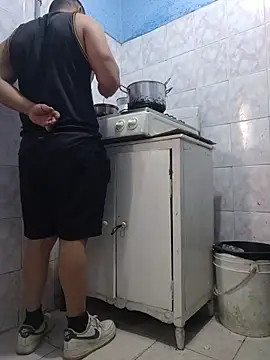 themorenofit08 online show from June 2026 04:19:01 PM
