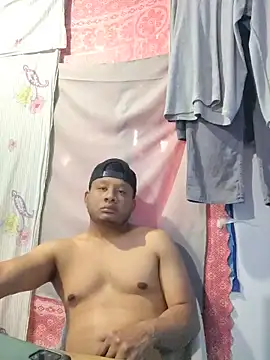 themorenofit08 online show from June 2026 07:52:02 PM