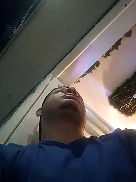 themorenofit08 online show from March 2026 11:43:02 PM