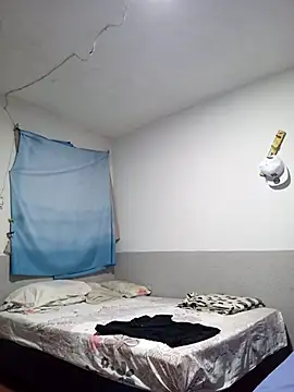 themorenofit08 online show from February 2026 09:25:01 PM