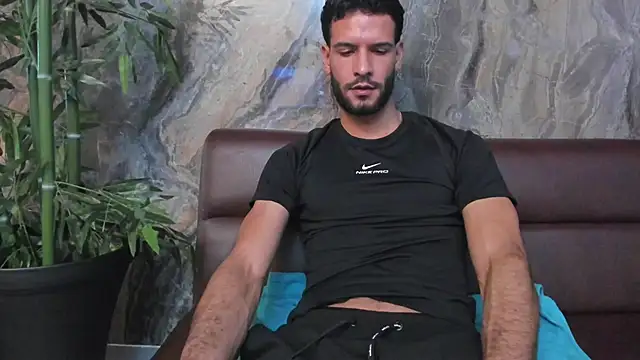Jacob Benelli online show from May 2026 11:40:02 PM