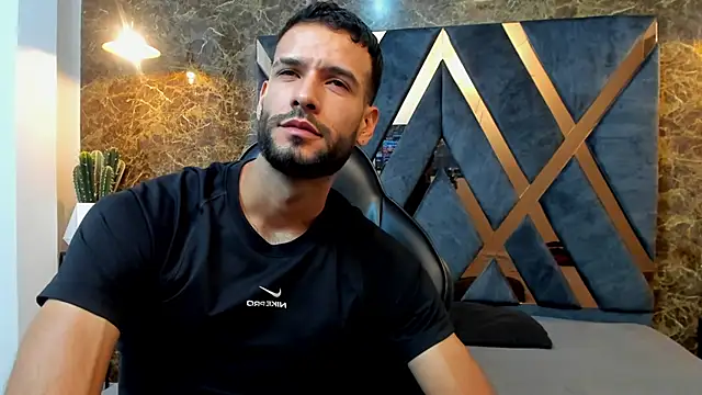 Jacob Benelli online show from April 2026 11:23:02 PM