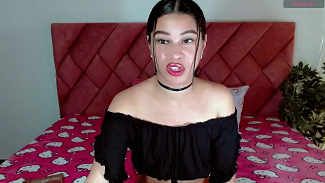 celyne2006 online show from November 2025 07:52:02 PM