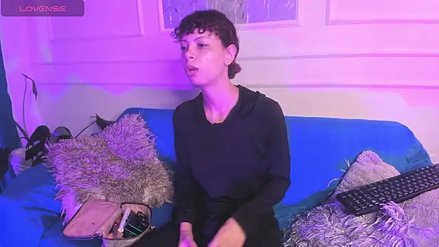 AliceMadnes online show from February 2026 01:19:01 PM