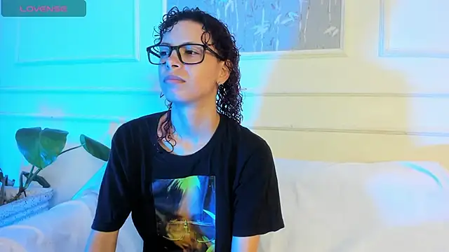 AliceMadnes online show from March 2026 02:30:01 PM