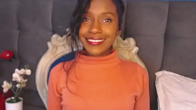 Aliis Love online show from November 2025 02:23:01 AM