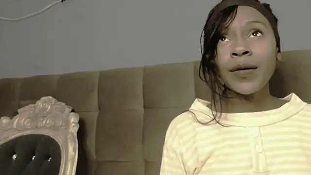 Aliis Love online show from December 2025 12:55:02 AM