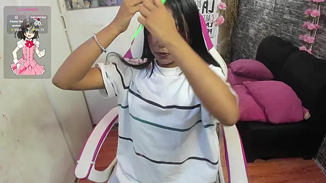 candy kiss   online show from February 2026 08:51:01 PM