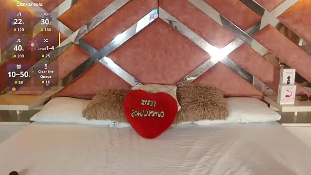 Lily Queen30 online show from November 2025 08:01:01 PM