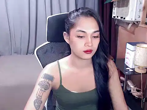 AvianaGoddess online show from November 2025 11:00:01 AM