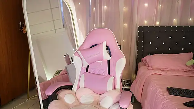 Missara  online show from March 2026 07:07:02 PM