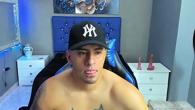 Snapshot of TeylorTompson chatting on November 2025 12:53:01 PM TeylorTompson online show from November 2025 12:53:01 PM