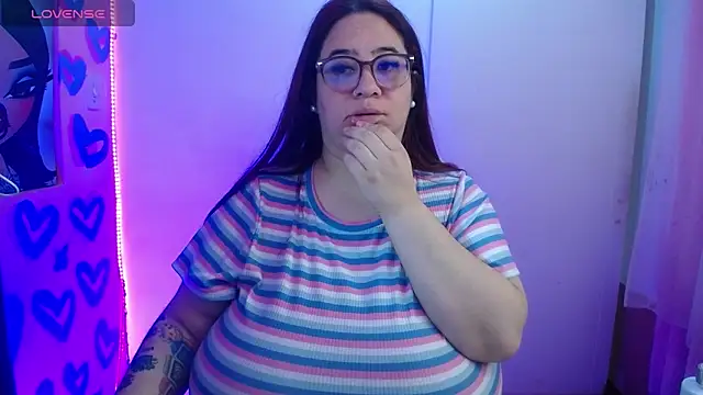 Snapshot of kattybbwbigboobs_ chatting on July 2026 08:39:02 PM kattybbwbigboobs online show from July 2026 08:39:02 PM