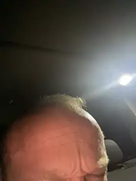 Kriss8411 online show from February 2026 08:08:01 PM