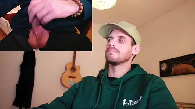 Snapshot of skatejocke chatting on November 2025 05:50:01 PM skatejocke online show from November 2025 05:50:01 PM