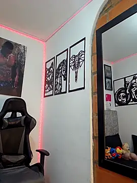 MIKE KILIANjs online show from April 2026 06:47:01 PM