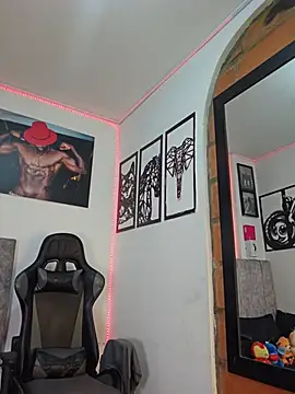 MIKE KILIANjs online show from June 2026 01:32:02 PM