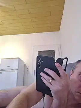 TirelessLot3 online show from April 2026 05:04:02 PM