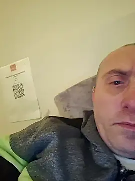 Snapshot of TirelessLot3 chatting on March 2026 05:53:01 PM TirelessLot3 online show from March 2026 05:53:01 PM