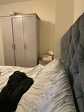 Snapshot of bry8661 chatting on November 2025 02:21:03 PM bry8661 online show from November 2025 02:21:03 PM