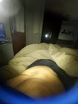 Snapshot of fireblond01 chatting on November 2025 01:43:02 AM fireblond01 online show from November 2025 01:43:02 AM