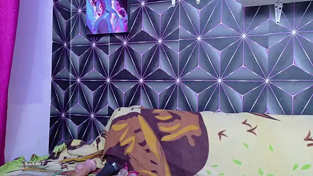 emilygrooe online show from December 2025 09:25:02 PM