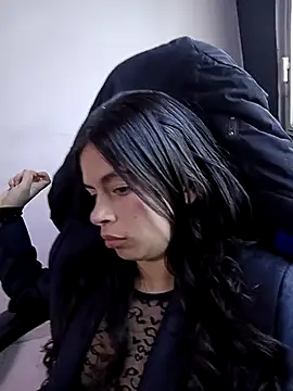 Snapshot of emilygrooe chatting on February 2026 10:42:01 PM emilygrooe online show from February 2026 10:42:01 PM