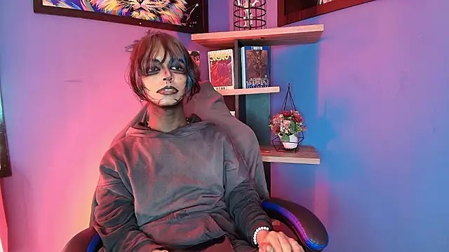 luxiel  online show from February 2026 09:15:01 PM