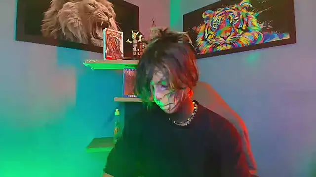 luxiel  online show from February 2026 10:28:02 PM