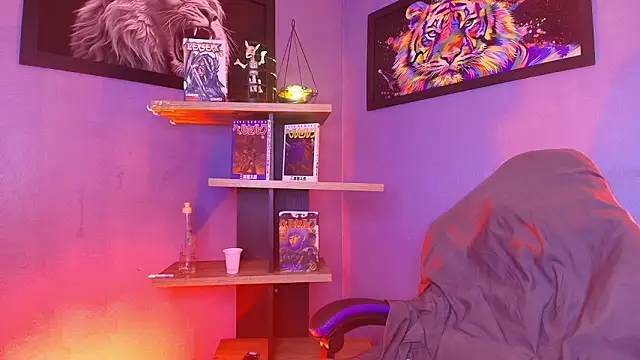 luxiel  online show from February 2026 08:41:02 PM