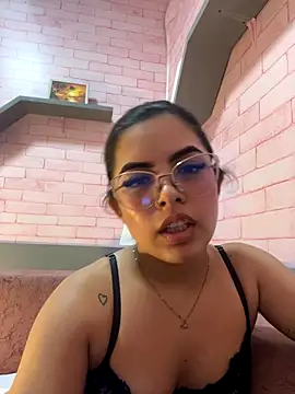 Snapshot of Isa_preasley chatting on November 2025 07:28:02 PM Isa preasley online show from November 2025 07:28:02 PM