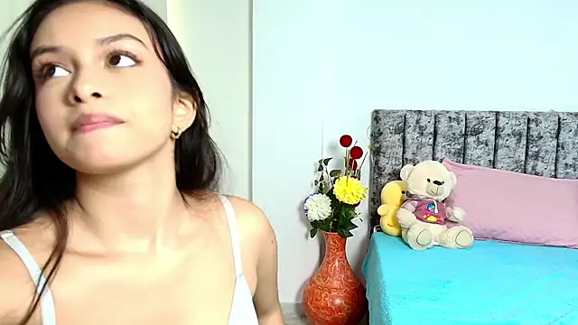 Snapshot of _emiily_pink chatting on November 2025 11:59:02 AM emiily pink online show from November 2025 11:59:02 AM