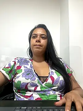 LorieFerrer online show from October 2025 05:34:02 PM