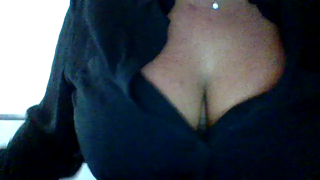 cleo094 online show from November 2025 05:45:02 AM