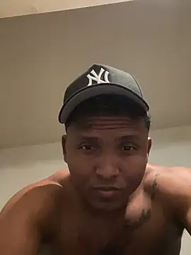 Eldeentt online show from November 2025 09:40:02 PM