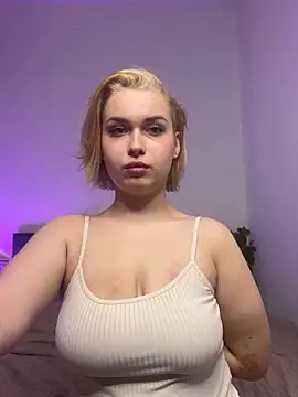 Angela bounce online show from November 2025 10:13:02 PM