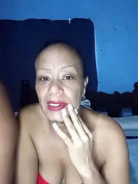 Snapshot of CUTE_V_LOVE chatting on December 2025 03:35:01 PM CUTE V LOVE online show from December 2025 03:35:01 PM