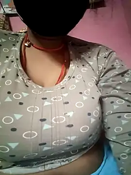 Snapshot of Janhvi_bhabhi_ji chatting on April 2026 04:32:01 PM Janhvi bhabhi ji online show from April 2026 04:32:01 PM