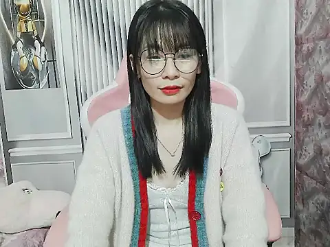 Snapshot of Ella039 chatting on December 2025 03:28:02 PM Ella039 online show from December 2025 03:28:02 PM