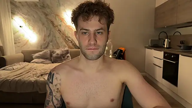 dominantrodri online show from June 2026 10:04:01 PM