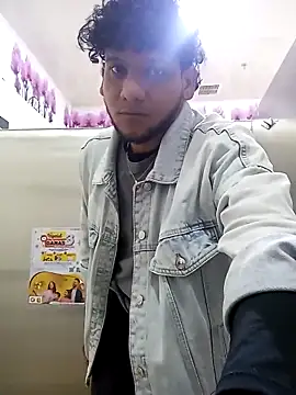 Snapshot of prototipoA45 chatting on February 2026 03:10:01 PM prototipoA45 online show from February 2026 03:10:01 PM