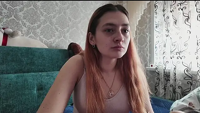 Snapshot of SweetLiaison chatting on January 2026 07:37:01 AM SweetLiaison online show from January 2026 07:37:01 AM