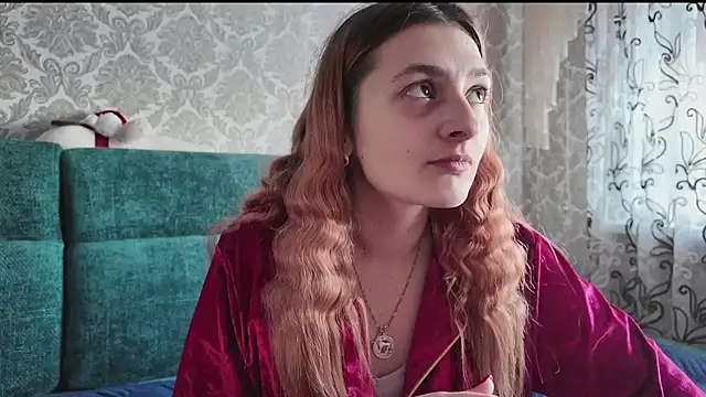 Snapshot of SweetLiaison chatting on February 2026 02:03:01 PM SweetLiaison online show from February 2026 02:03:01 PM