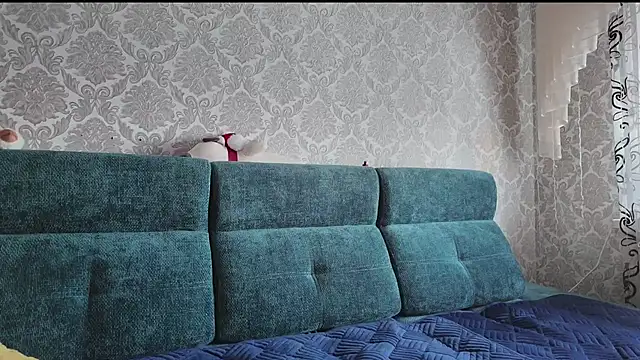 Snapshot of SweetLiaison chatting on February 2026 01:29:01 PM SweetLiaison online show from February 2026 01:29:01 PM