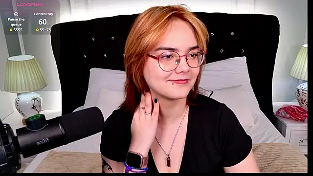 Lily  Evans online show from March 2026 03:34:01 AM