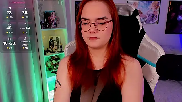 Lily  Evans online show from February 2026 03:41:01 AM