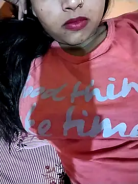 Sexy Divya   online show from February 2026 11:00:02 AM