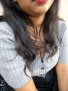 Sexy Divya   online show from May 2026 12:02:01 PM