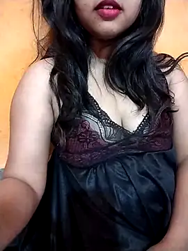 Sexy Divya   online show from March 2026 10:47:01 AM