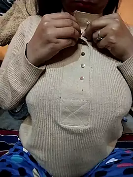 Sexy Divya   online show from February 2026 09:57:01 PM